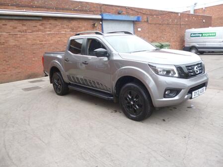 NISSAN NAVARA 2.3 dCi N-Guard