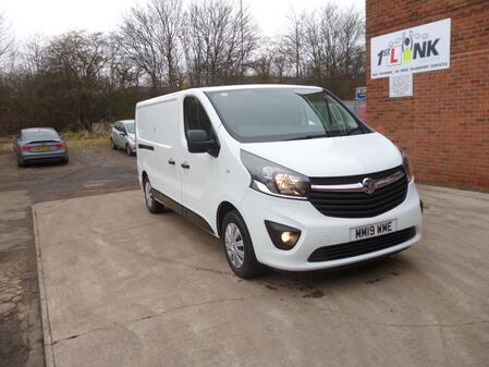 VAUXHALL VIVARO 1.6 CDTi 2900 BiTurbo ecoTEC Sportive