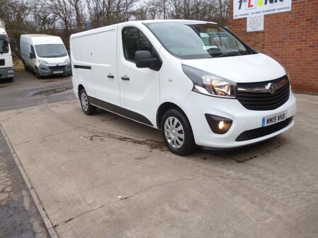 VAUXHALL VIVARO 1.6 CDTi 2900 BiTurbo ecoTEC Sportive